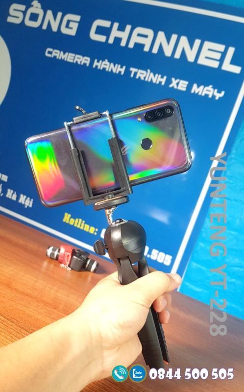YT-228 làm tay cầm vô cùng tiện lợi