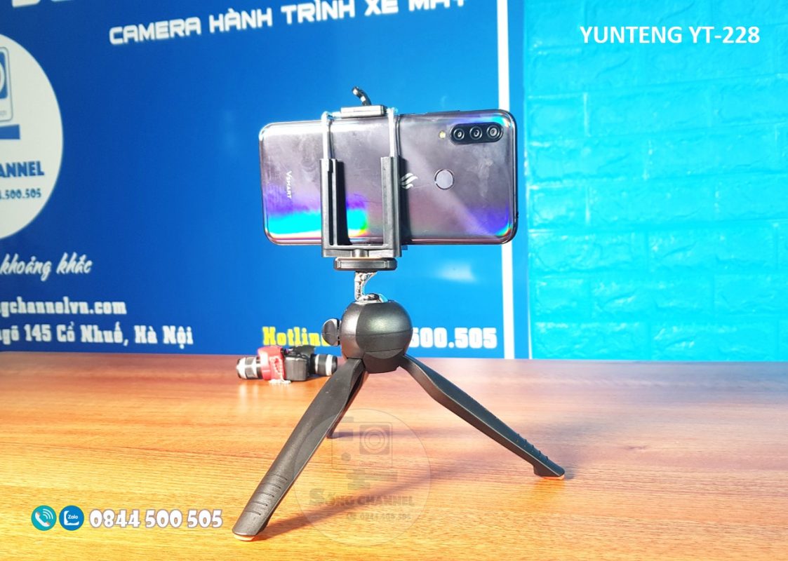 Yunteng YT-228 gắn được hầu hết các loại ĐT Smartphone