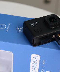 Camera SC-2 có thiết kế lỗ 1/4 inch dễ dàng lắp lên tripod hoặc gậy cầm tay