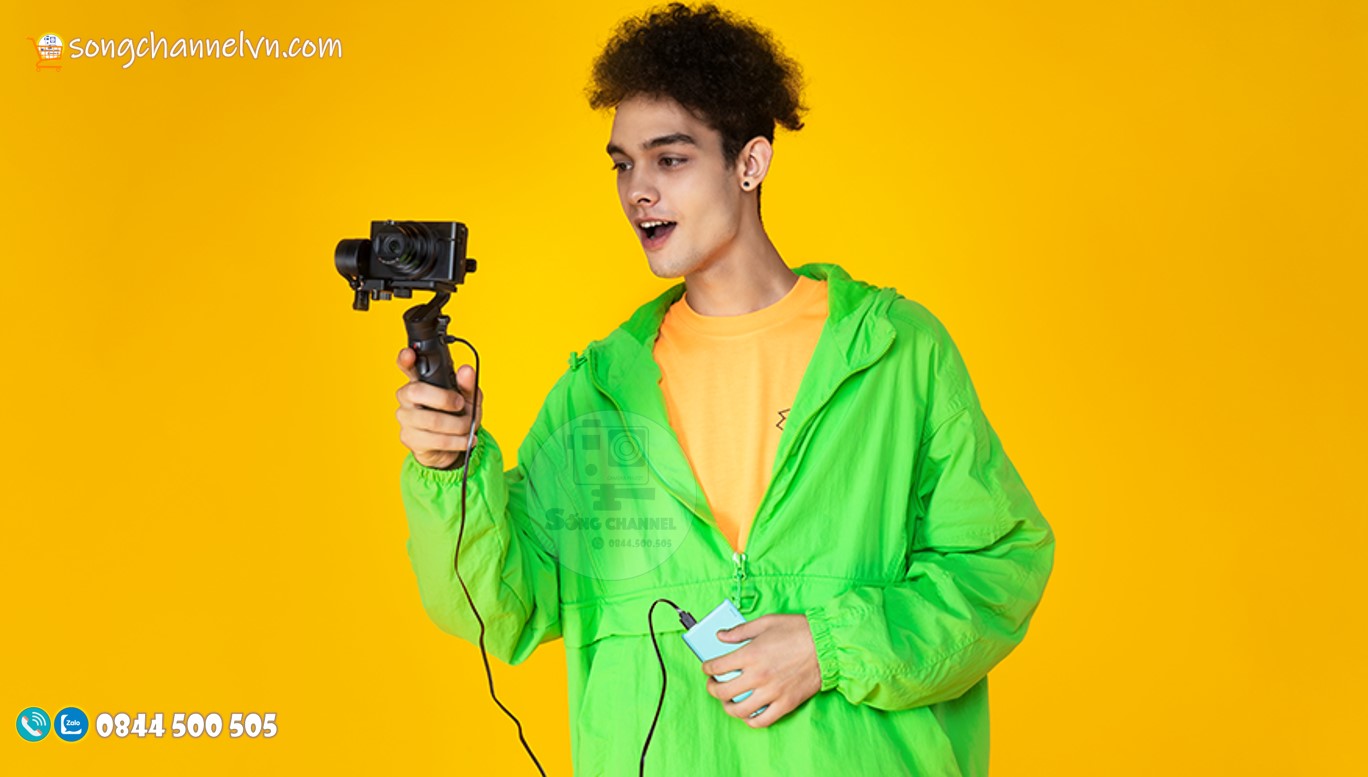 Pin trâu Zhiyun Crane M2