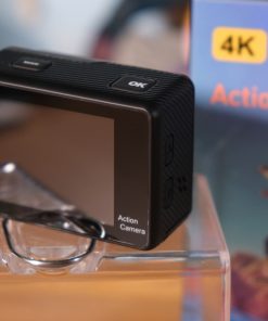 Camera SC-3 có màn hình cảm ứng 2 inch