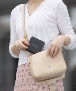 Được trang bị hộp sạc di động dễ dàng mang theo ngoài trời.