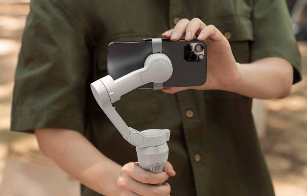 Gimbal DJI Osmo Mobile SE cùng thiết kế từ tính