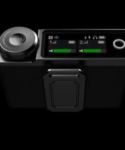 LARK MAX có màn hình cảm ứng AMOLED màu 1,1"