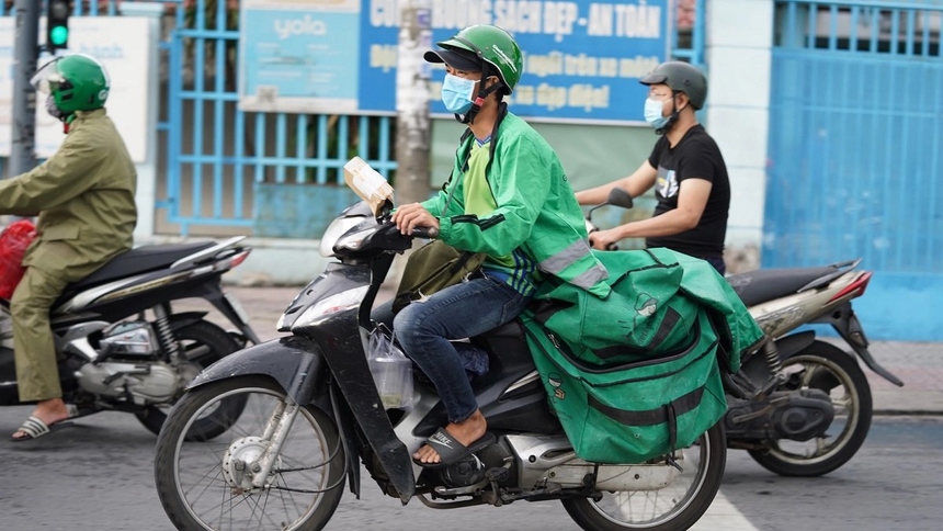 Tại sao shipper cần sử dụng camera hành trình khi giao hàng